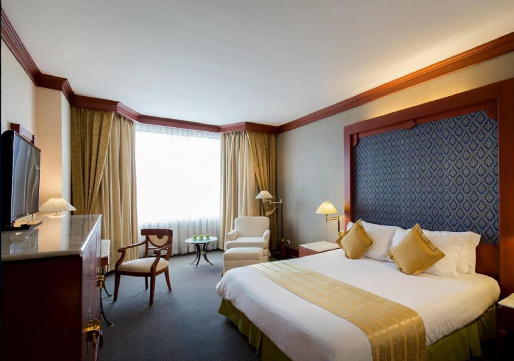 Hotel Ramada By Wyndham Bangkok Chaophya Park Zewnętrze zdjęcie